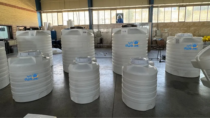 مخزن آب پلاستیکی